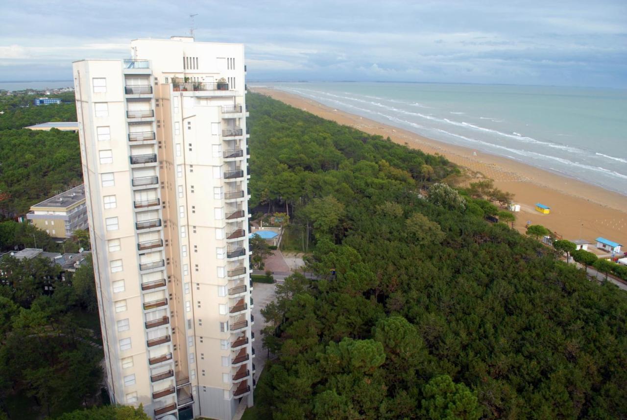 Residence Excelsior Линяно Сабиадоро Екстериор снимка