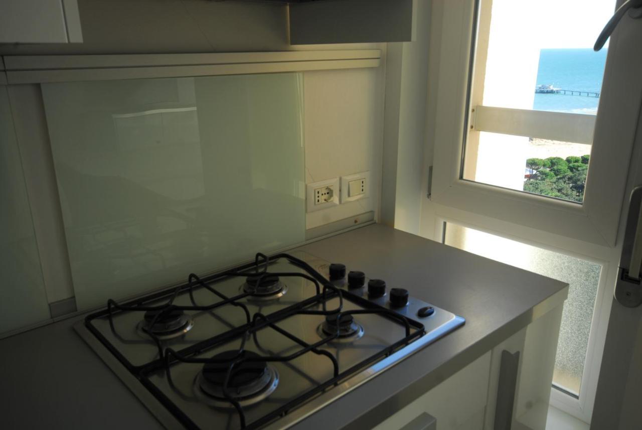 Residence Excelsior Линяно Сабиадоро Екстериор снимка